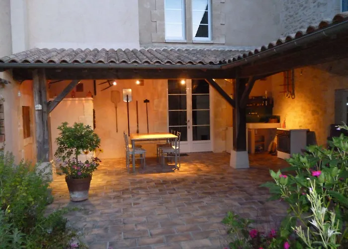 Bed & Breakfast D'hotes Le Bourdieu 3*