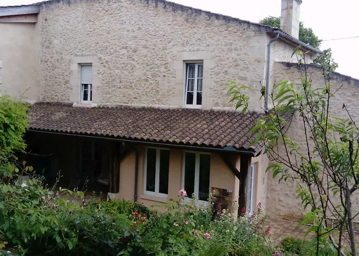 Bed & Breakfast D'hotes Le Bourdieu 3*